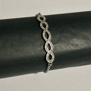 Women’s vintage dainty silver crystal infinity bracelet one‎ size 7 inches